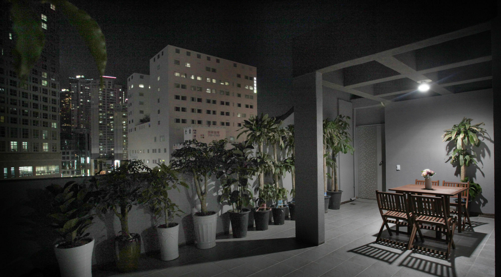 Business Hotel Haeundae S Busan Bagian luar foto