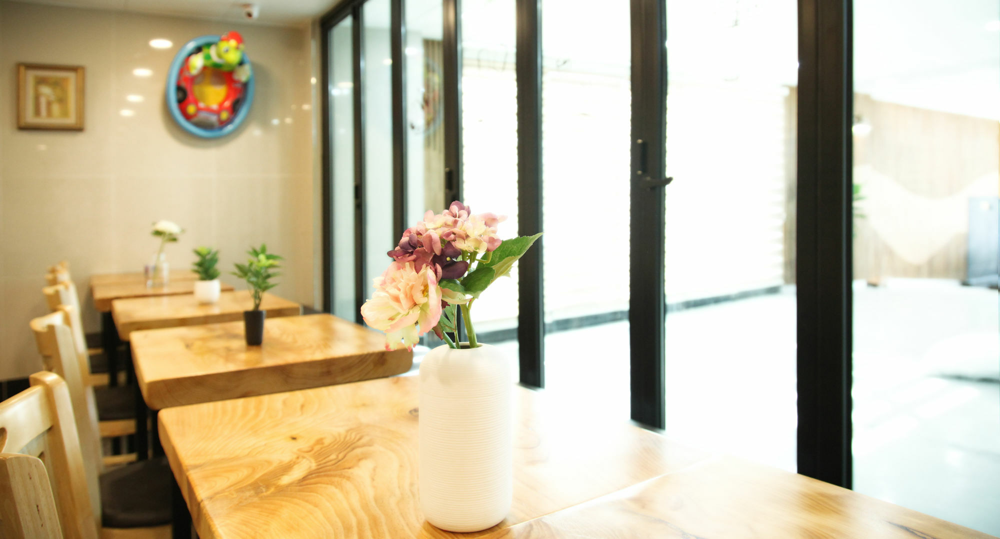Business Hotel Haeundae S Busan Bagian luar foto