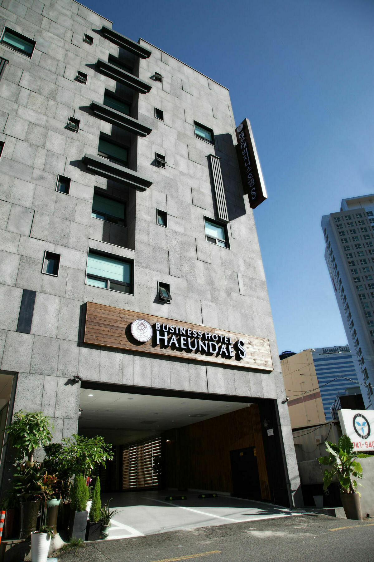 Business Hotel Haeundae S Busan Bagian luar foto